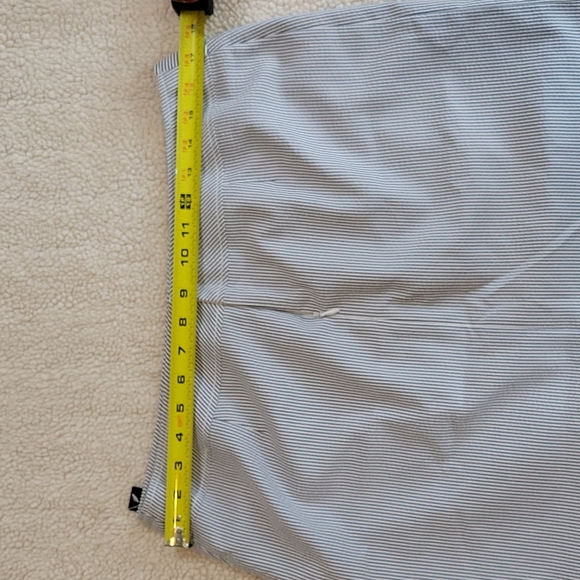 Tahari Navy/White Stripe Skirt, Size 12P - Picture 11 of 12